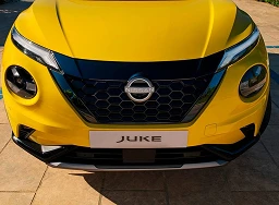 Nissan’s Signature Front Gril