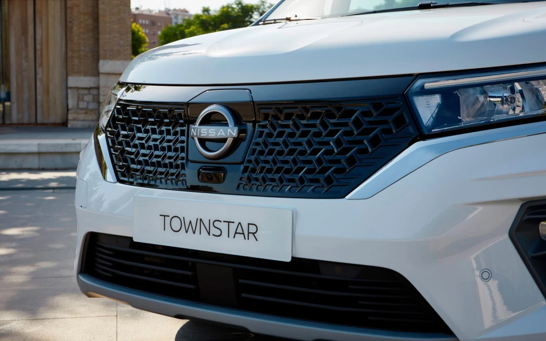 Nissan - Townstar